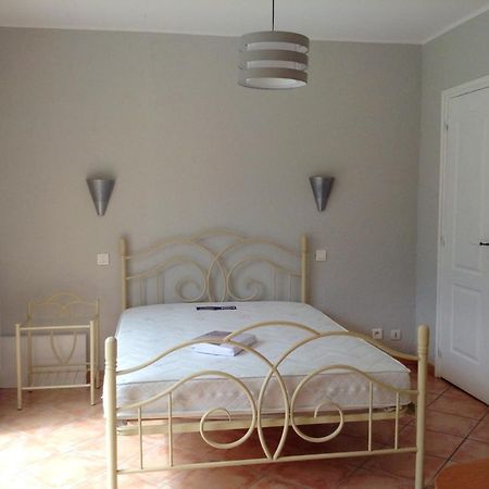 Appartement d'une chambre avec terrasse amenagee a Le Muy Extérieur photo
